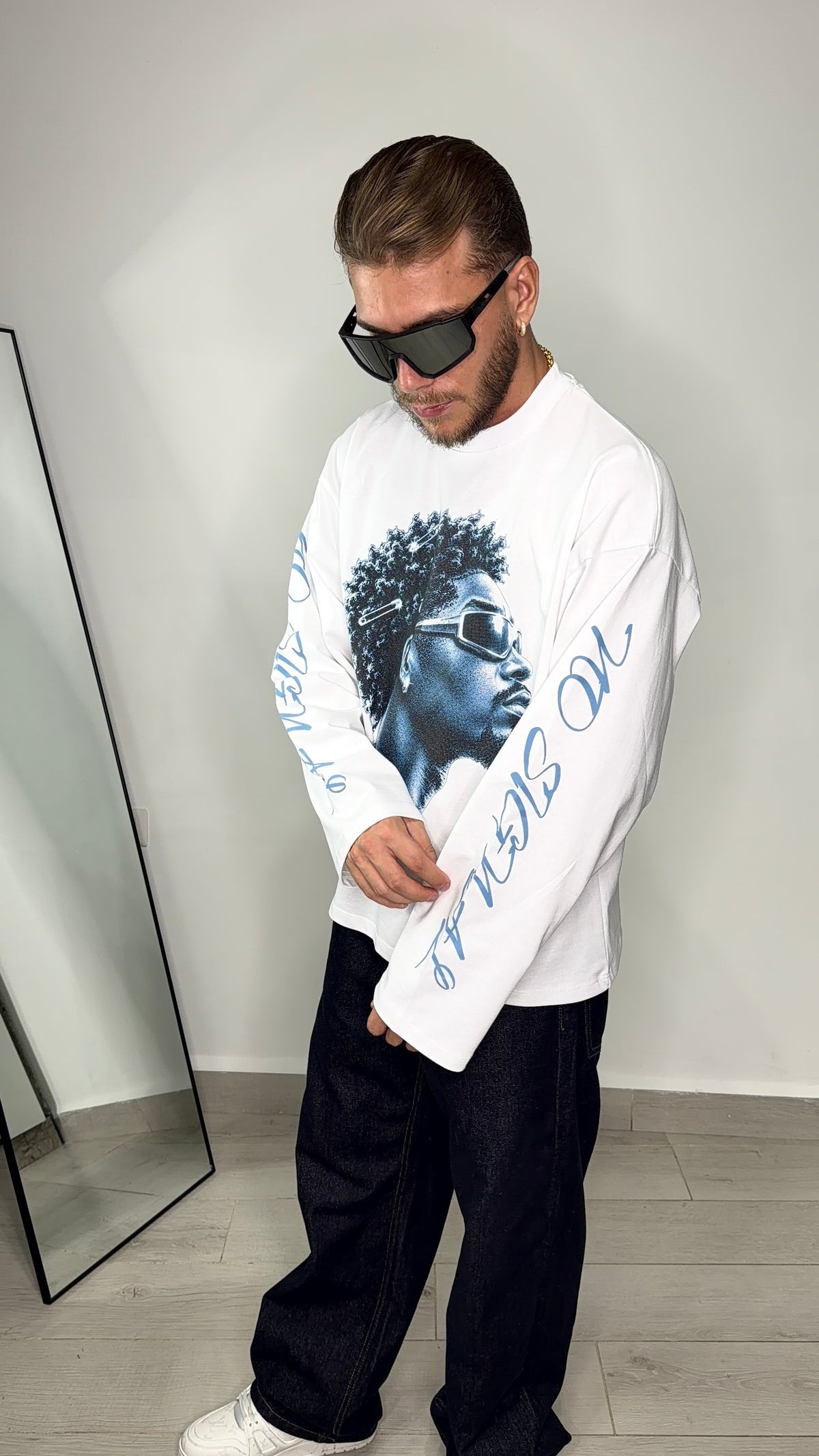 LongSleeve Vision